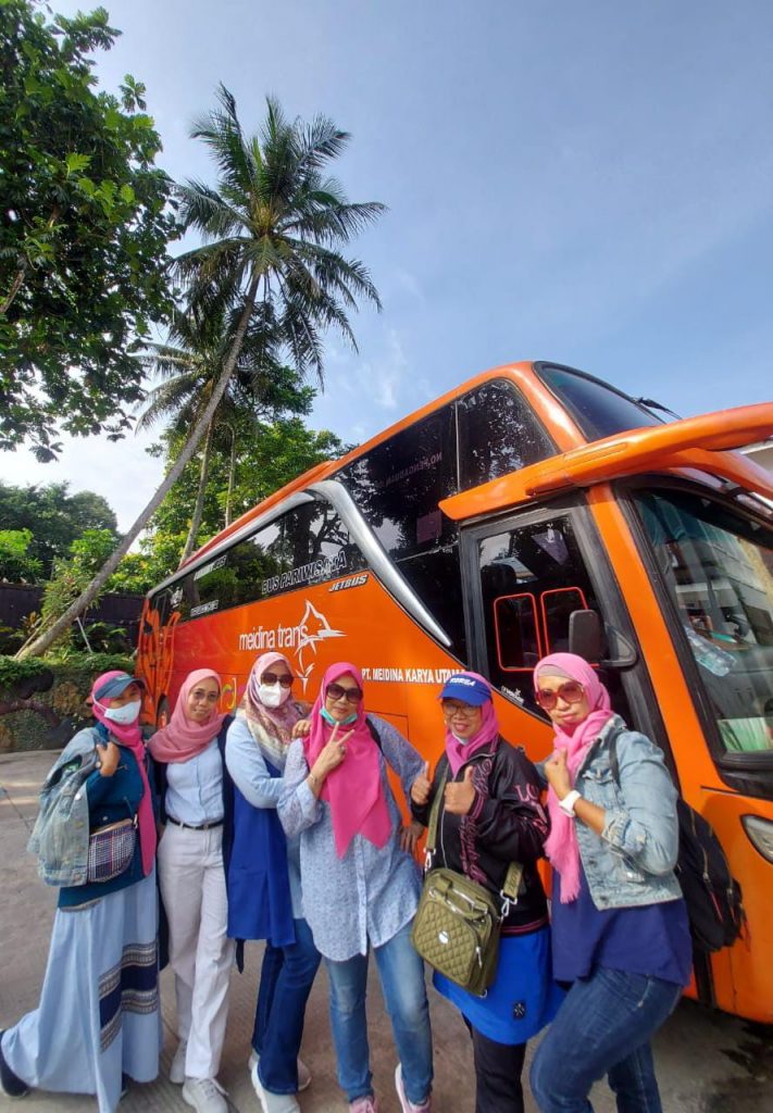 sewa Big Bus Pariwisata